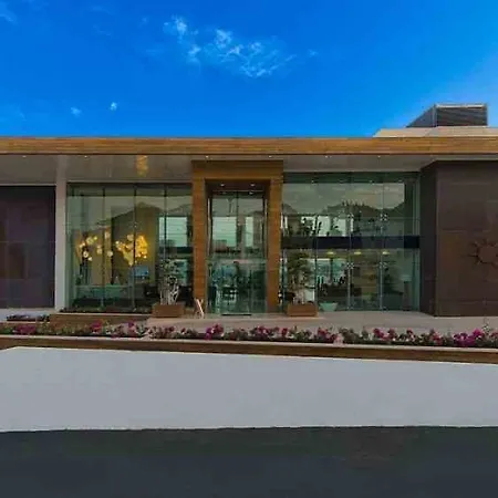 Club Mavi 4*